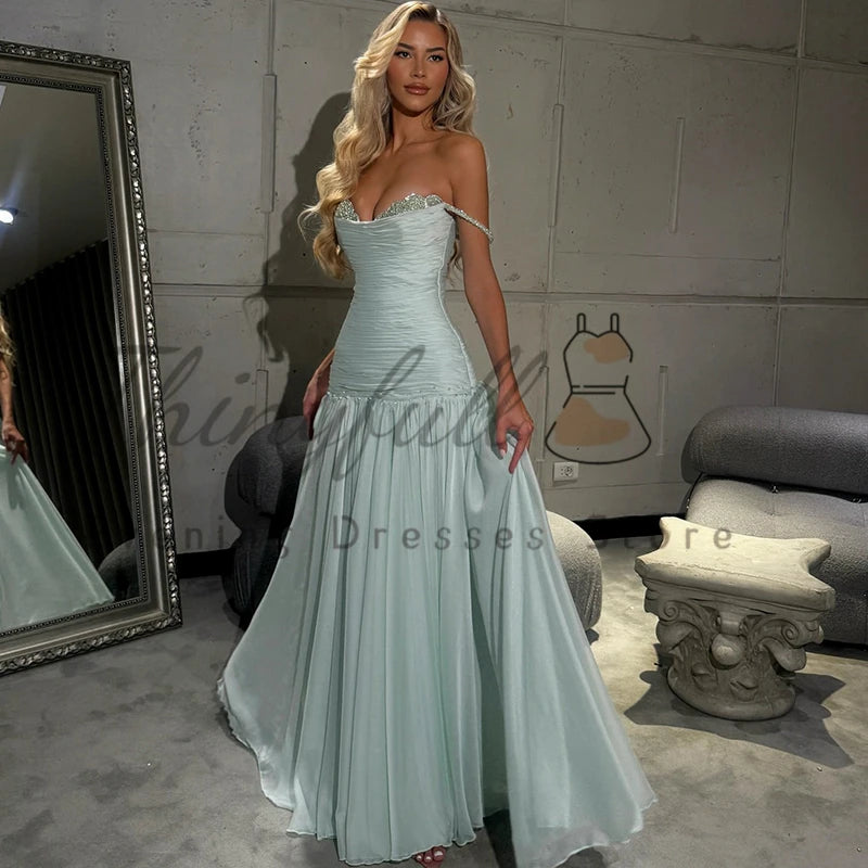 Vestido de Gala Corte A con Pedrería — Personalizable