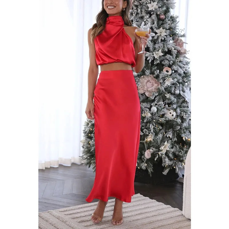 Conjunto Satínado Crop Top y Falda Larga de Tiro Alto