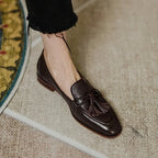 Mocasín Retro Británico con Borlas y Tacón Cuadrado Bajo – Casual Chic