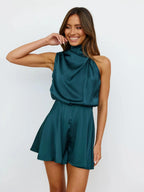 Mono Elegante sin Mangas con Cuello Alto y Cintura Alta — Ropa de Verano para Oficina