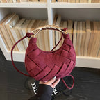 Bolso Media Luna Vino Tinto – Clutch Tejido Saddle