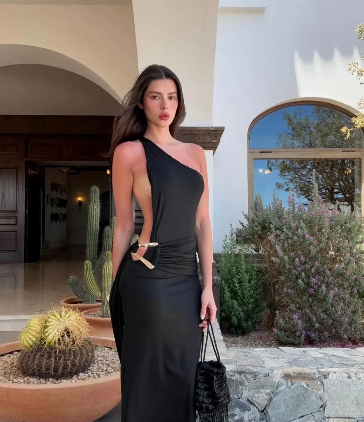 Vestido Maxi Un Hombro con Espalda Descubierta