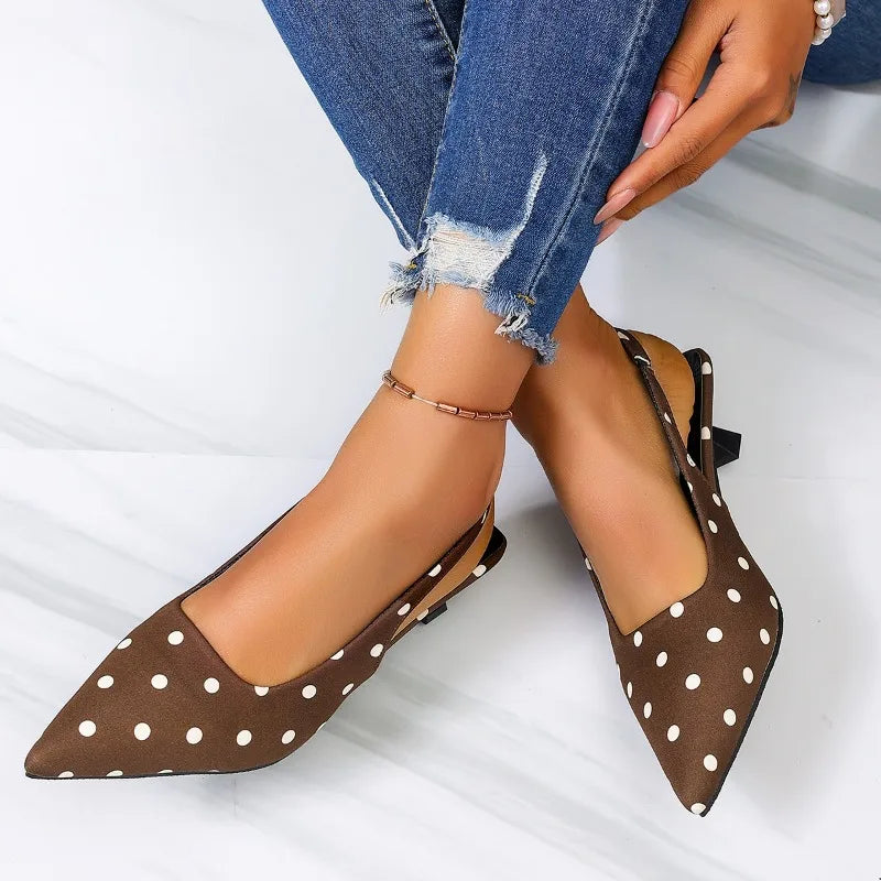 Sandalia Mule de Puntera Fina – Lunares Elegantes Tacón Alto