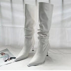 Botas Altas de Mujer con Tacón Fino y Punta Afilada — Estilo Elegante