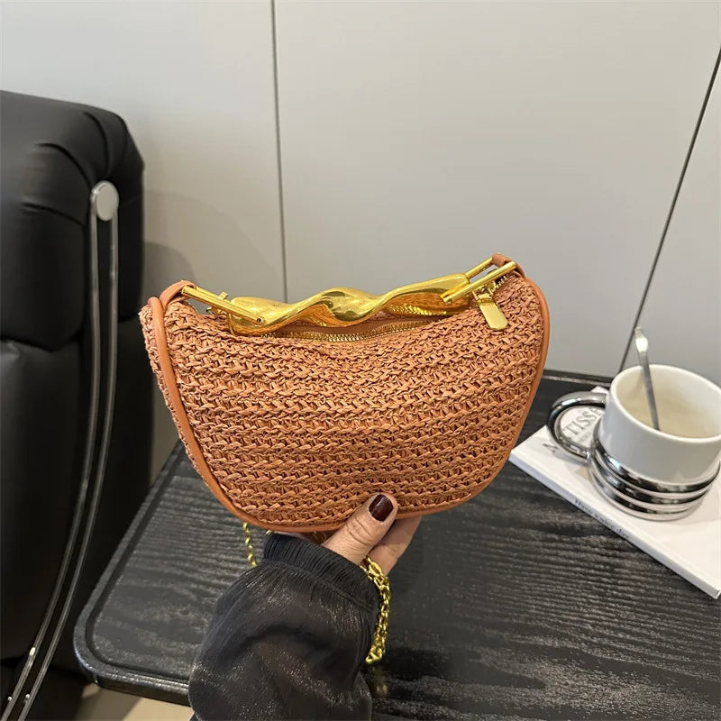 Wicker Bag with Metal Handle – Half Moon Beach