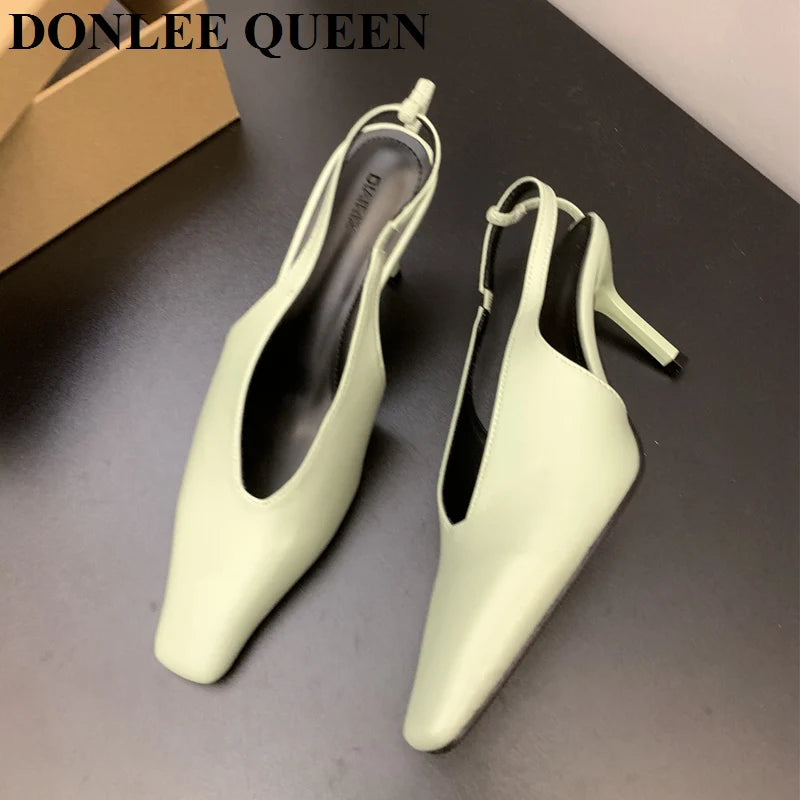 Sandalia Pump de Puntera Cuadrada – Tacón Fino Fiesta