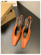 Sandalia Pump de Puntera Cuadrada – Tacón Fino Fiesta