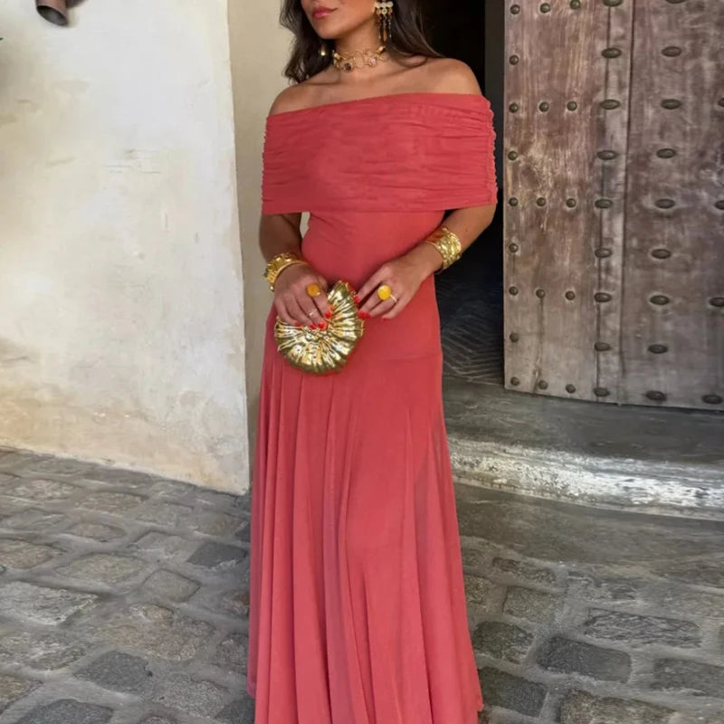 Vestido Largo Strapless de Malla con Cintura Alta
