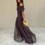 Vestido Largo Strapless de Malla con Cintura Alta