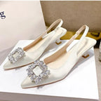 Sandalia Slingback de Tacón Bajo con Diamantes