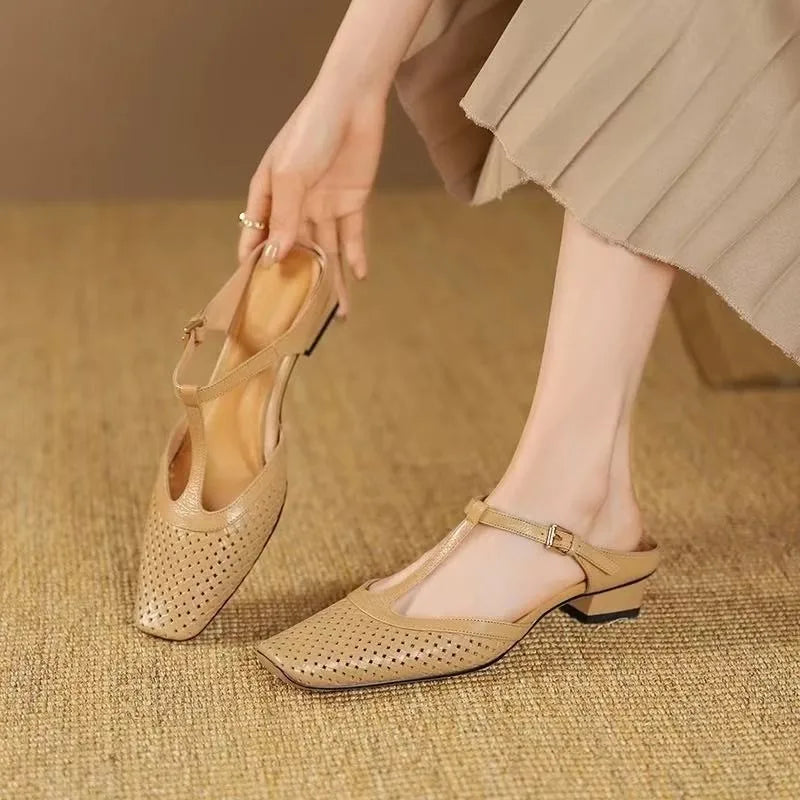 Sandalia Slingback de Tacón Medio – Mule Cuadrada Chic
