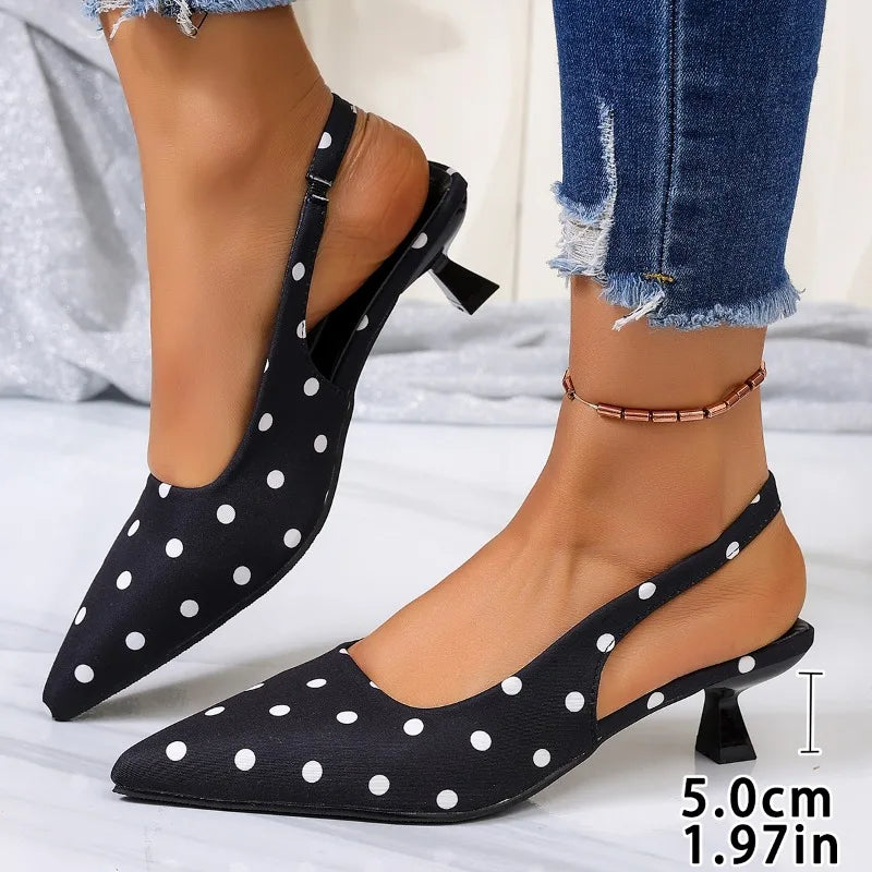 Sandalia Mule de Puntera Fina – Lunares Elegantes Tacón Alto
