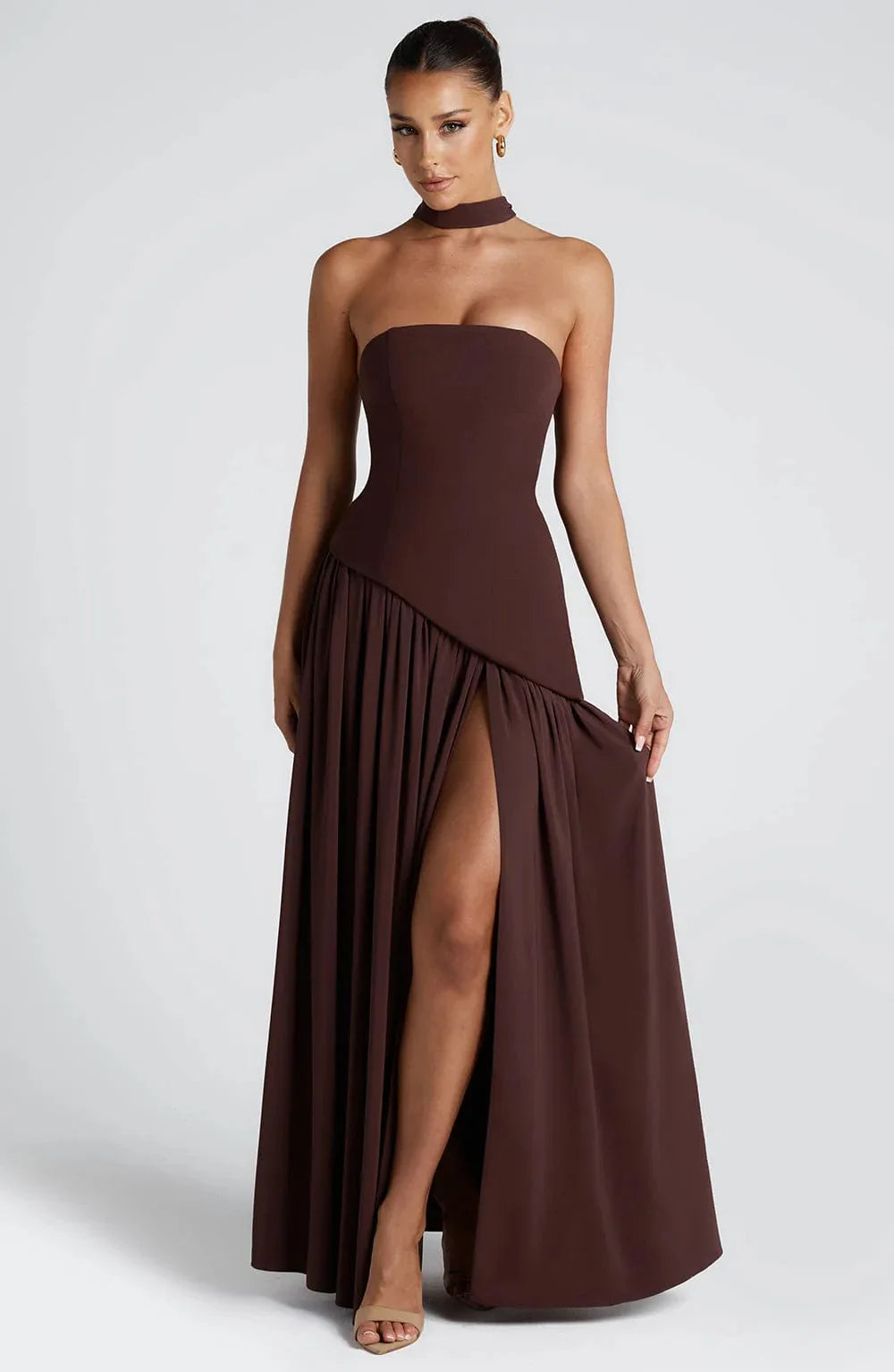 Vestido Largo Strapless con Abertura Lateral