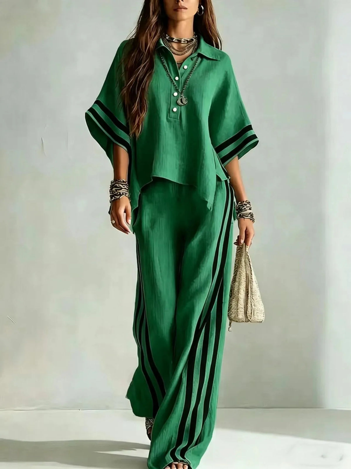 Conjunto Casual Blusa de Solapa y Pantalón a Rayas